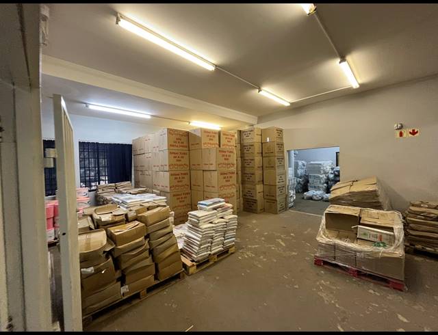 1,035M² WAREHOUSE TO LET IN ELSIES RIVER INDUSTRIAL